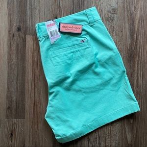 NWT Vineyard Vines green shorts 5 inch inseam